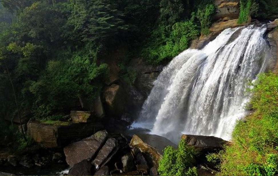 Kiridhi Falls, Sri Lanka